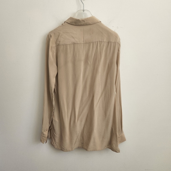 Marciano 100% silk blouse shirt button down neutral sz M - Picture 3 of 7